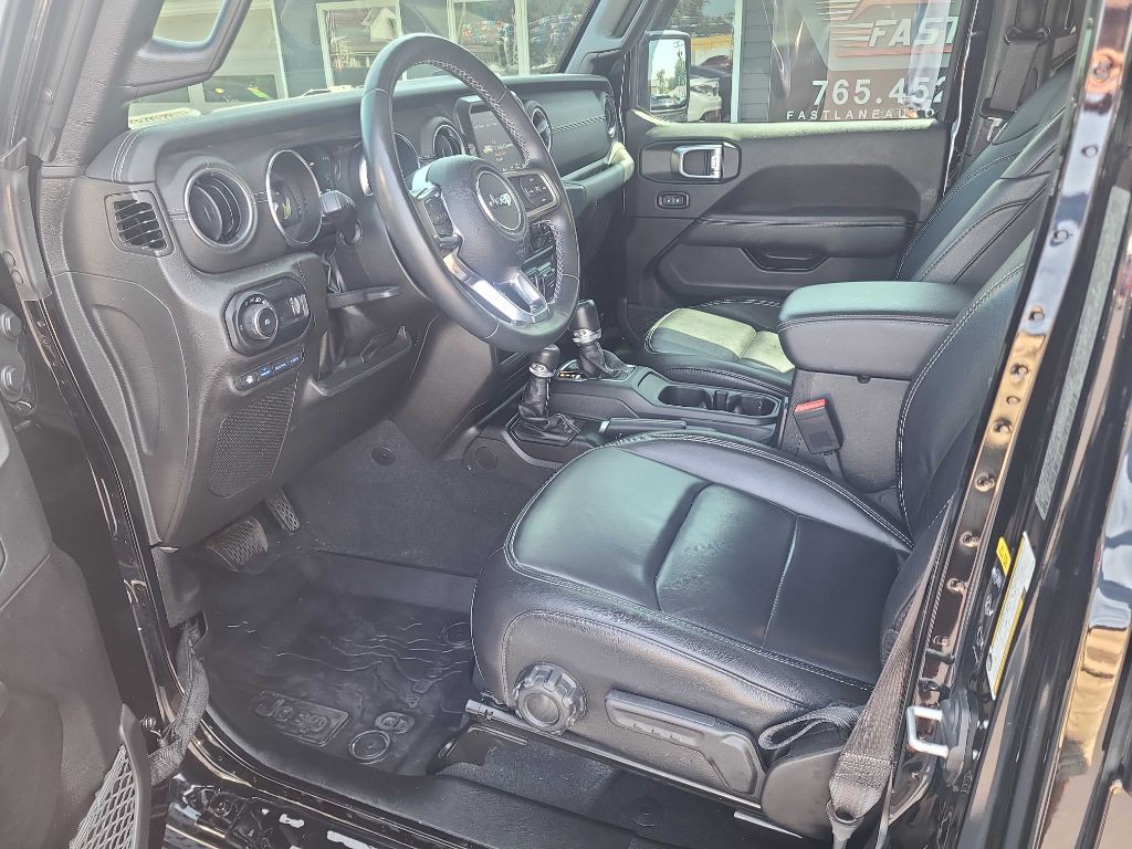 2023 Jeep Wrangler Image 9