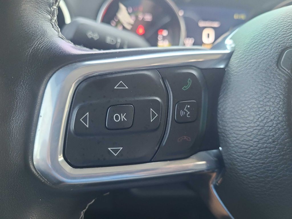 2023 Jeep Wrangler Image 19