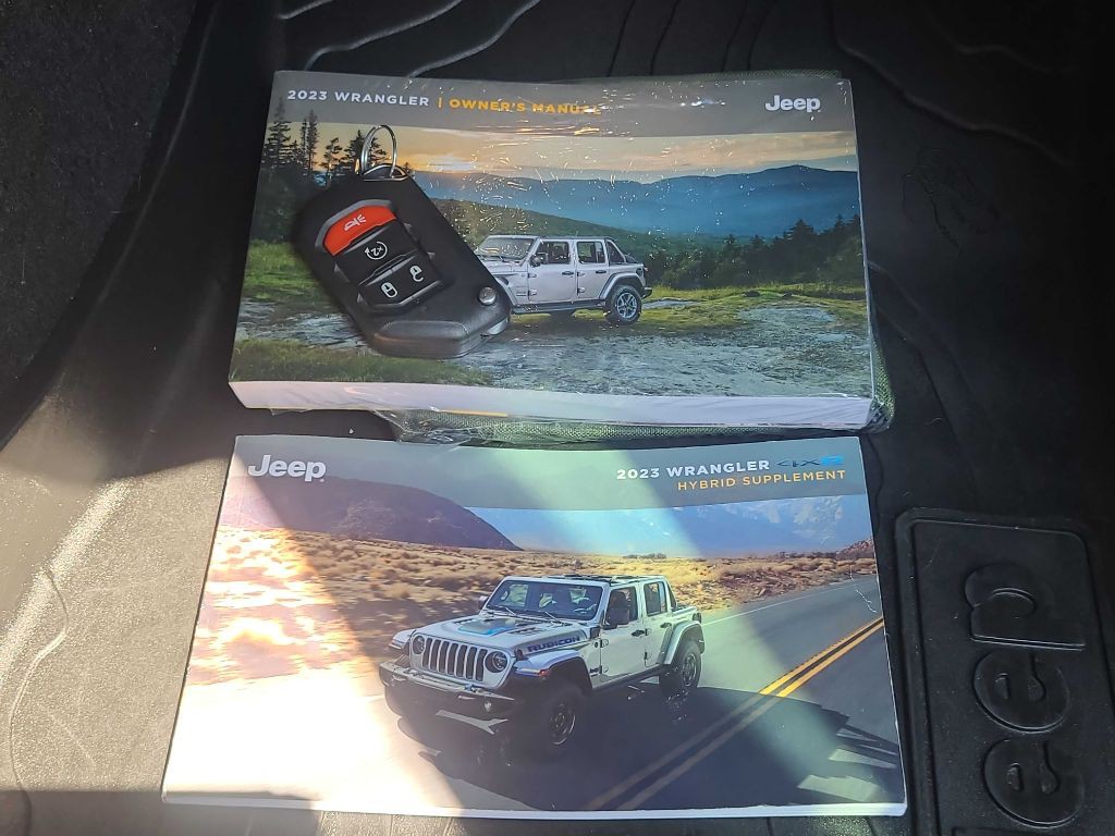 2023 Jeep Wrangler Image 39