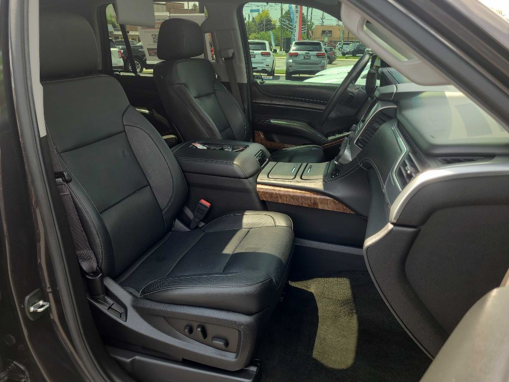 2016 Chevrolet Tahoe Image 12