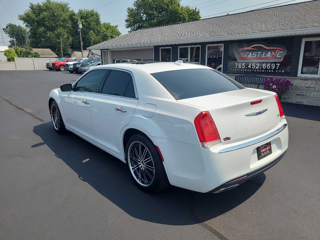 2020 Chrysler 300 Image 3