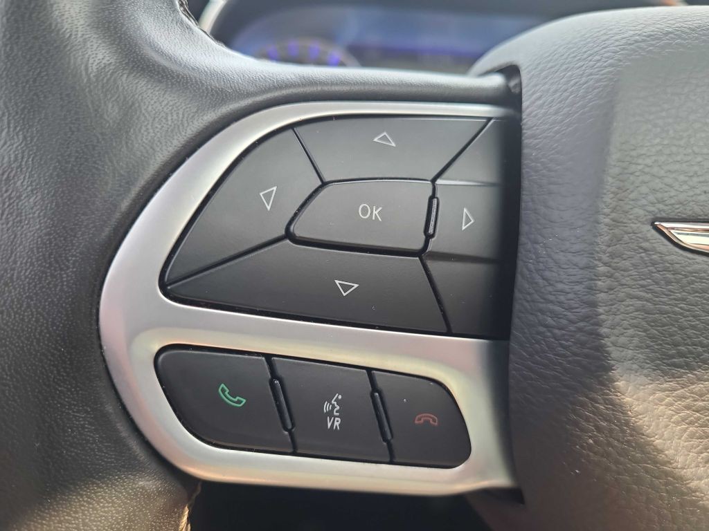 2020 Chrysler 300 Image 22