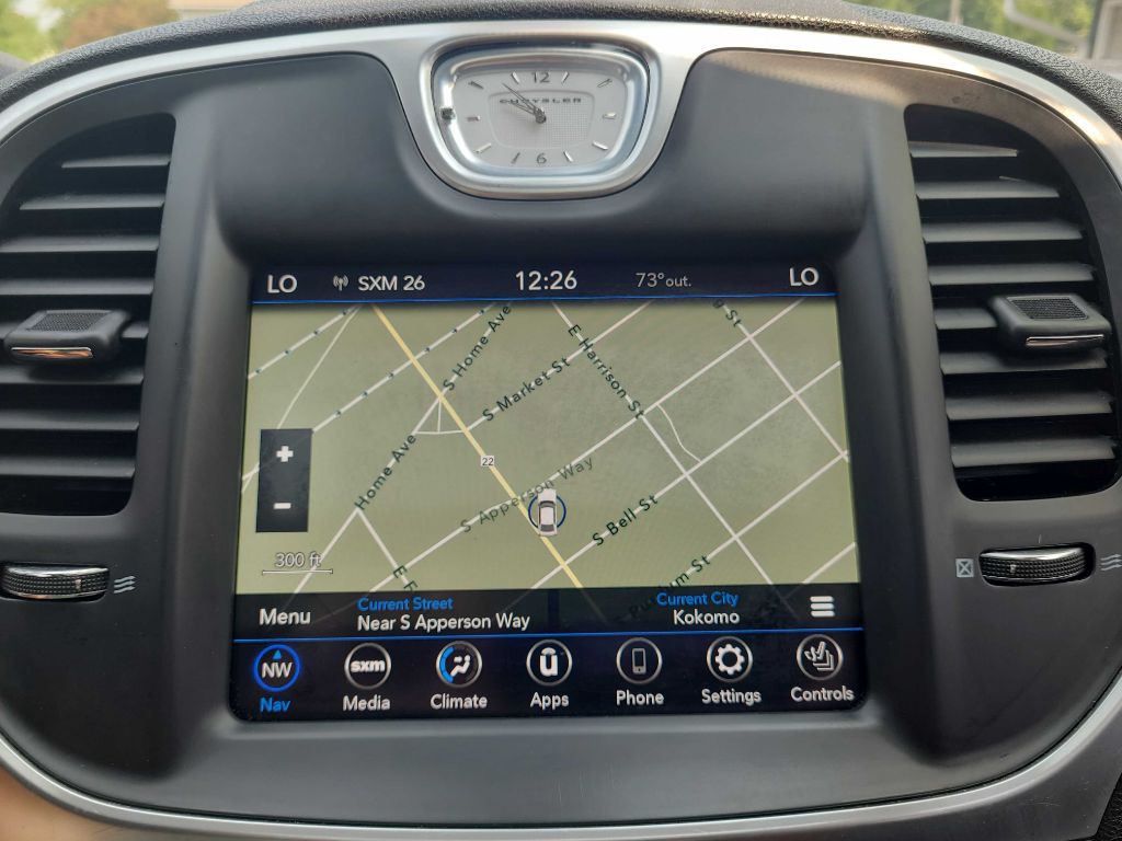 2020 Chrysler 300 Image 26