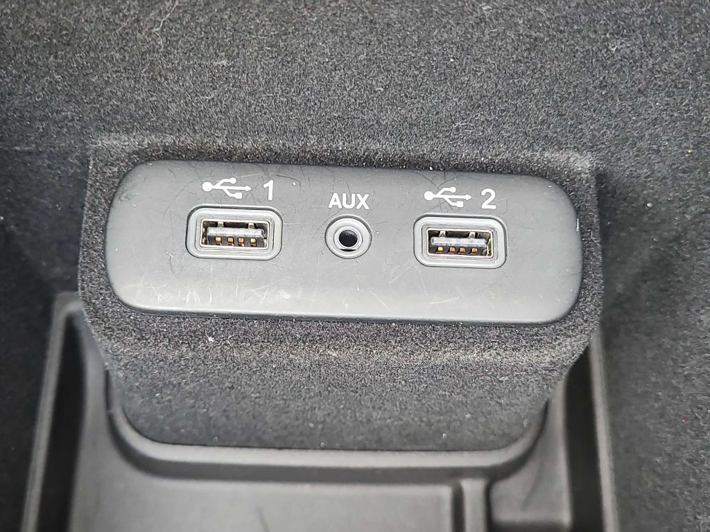 2020 Chrysler 300 Image 28