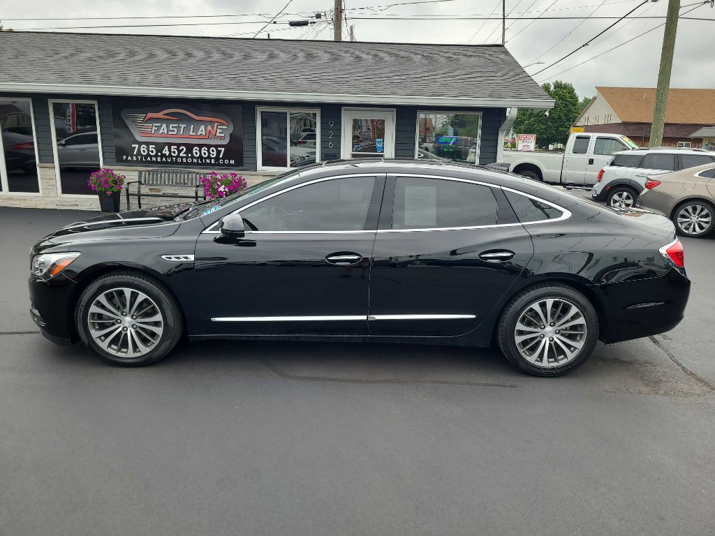 2017 Buick Lacrosse Image 2