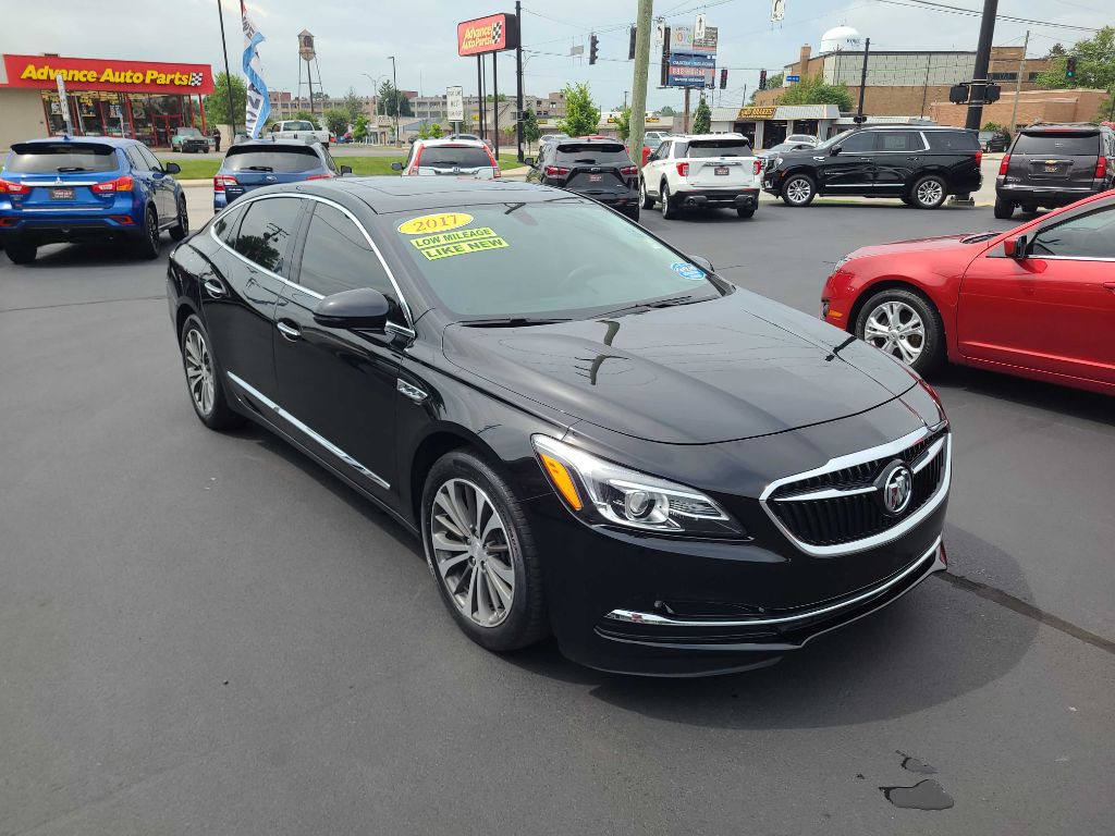 2017 Buick Lacrosse Image 7