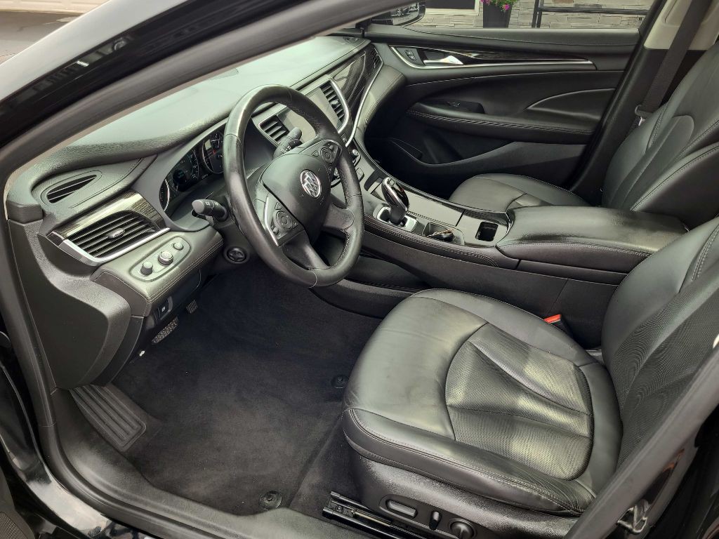 2017 Buick Lacrosse Image 10