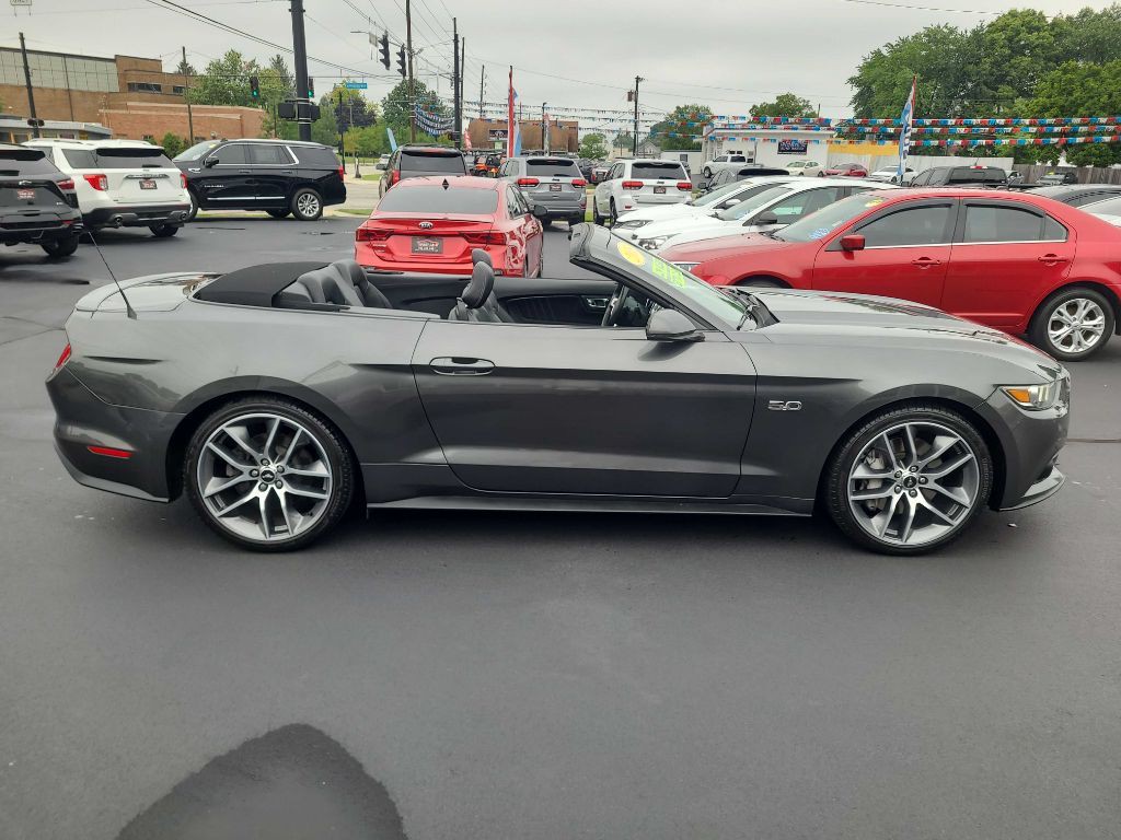 2015 Ford Mustang Image 16