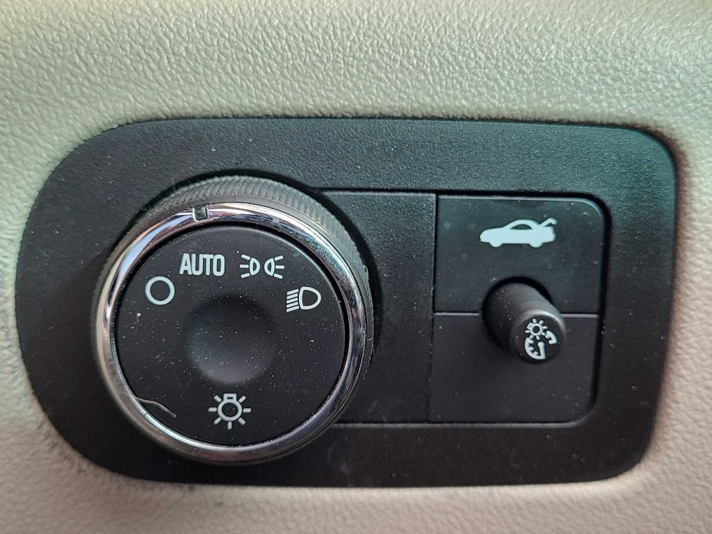 2007 Chevrolet Impala Image 18