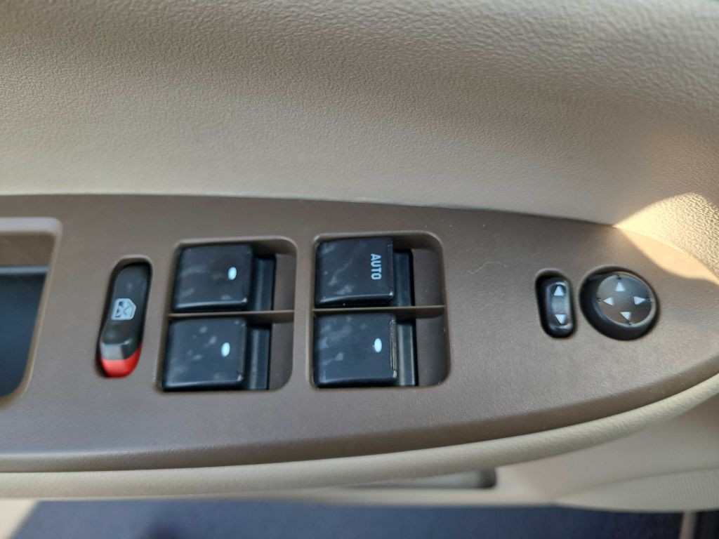 2007 Chevrolet Impala Image 24