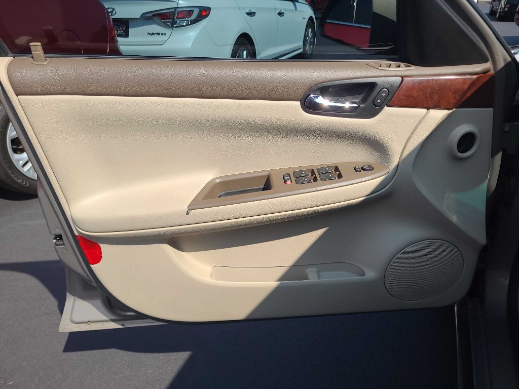 2007 Chevrolet Impala Image 25
