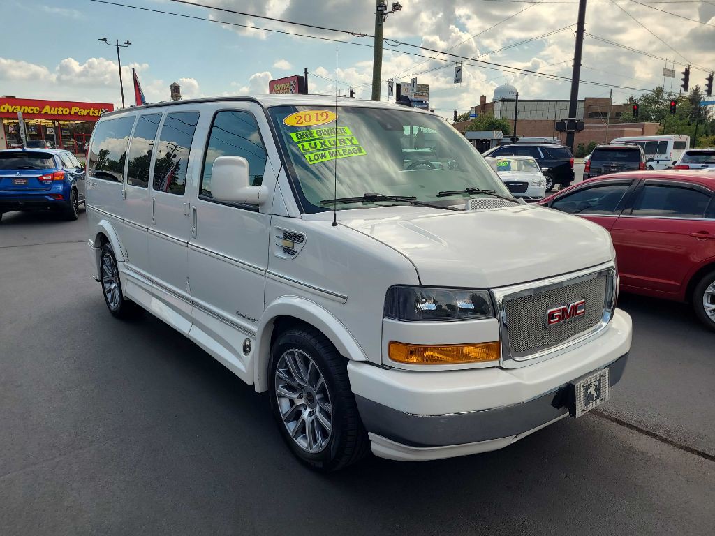 2019 GMC Savana Image 7