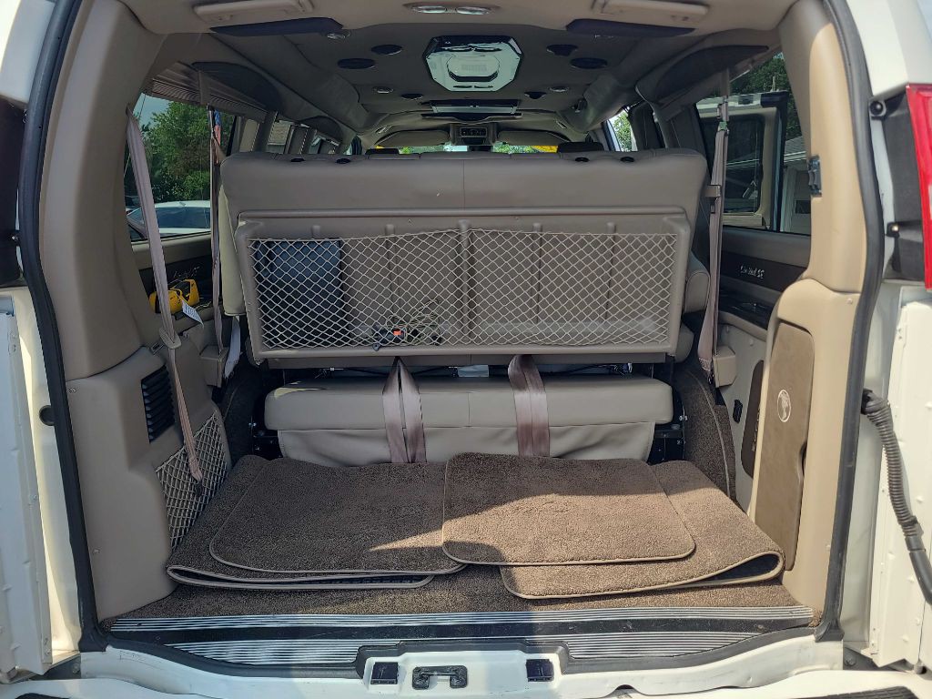 2019 GMC Savana Image 14