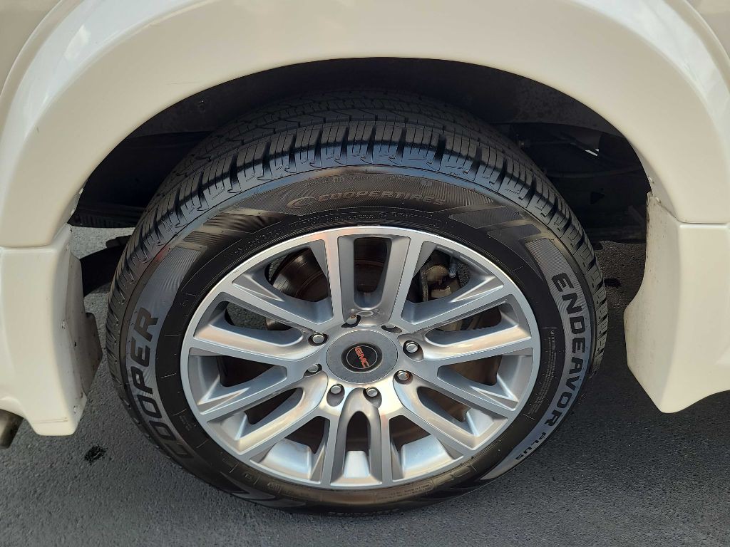 2019 GMC Savana Image 34