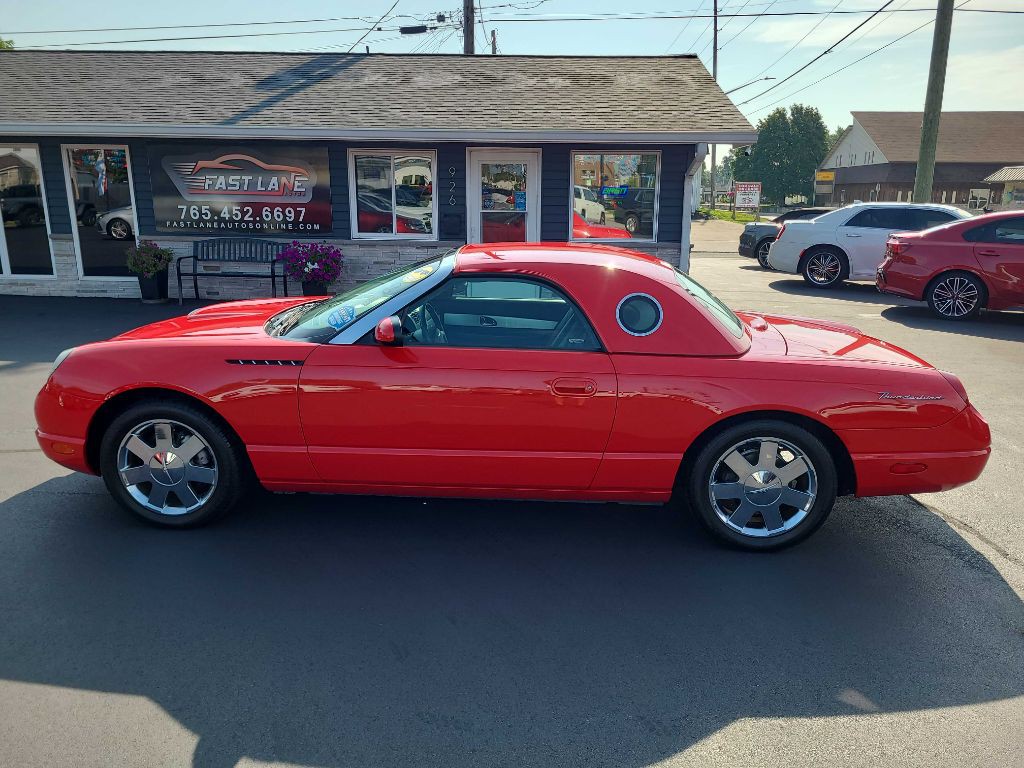 2002 Ford Thunderbird Image 2