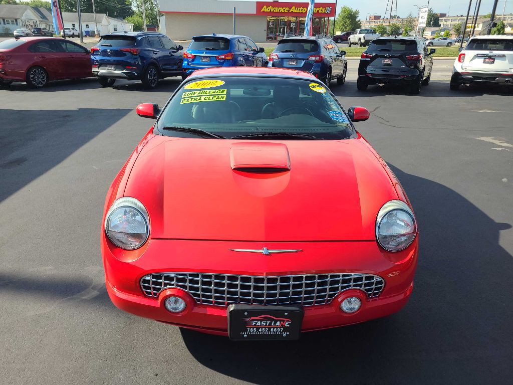 2002 Ford Thunderbird Image 8