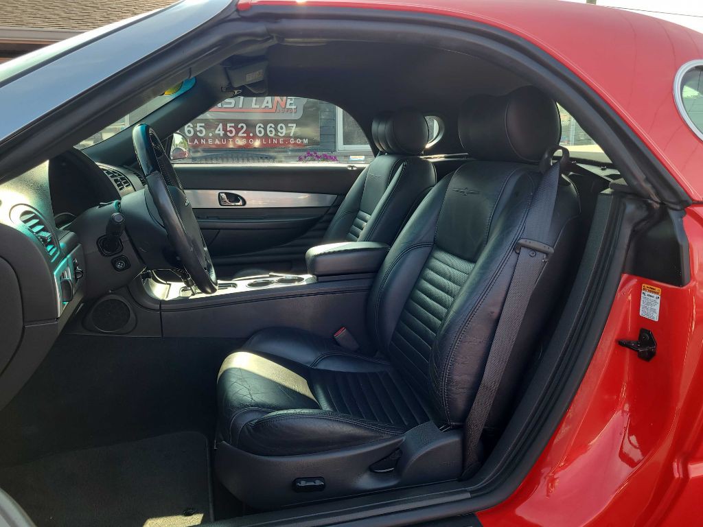 2002 Ford Thunderbird Image 10