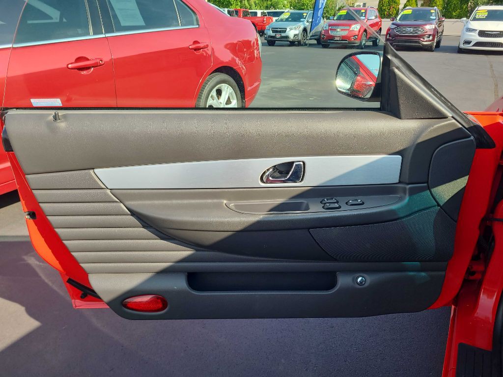 2002 Ford Thunderbird Image 22