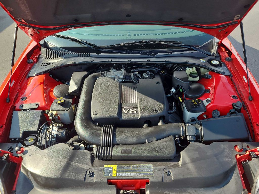 2002 Ford Thunderbird Image 25