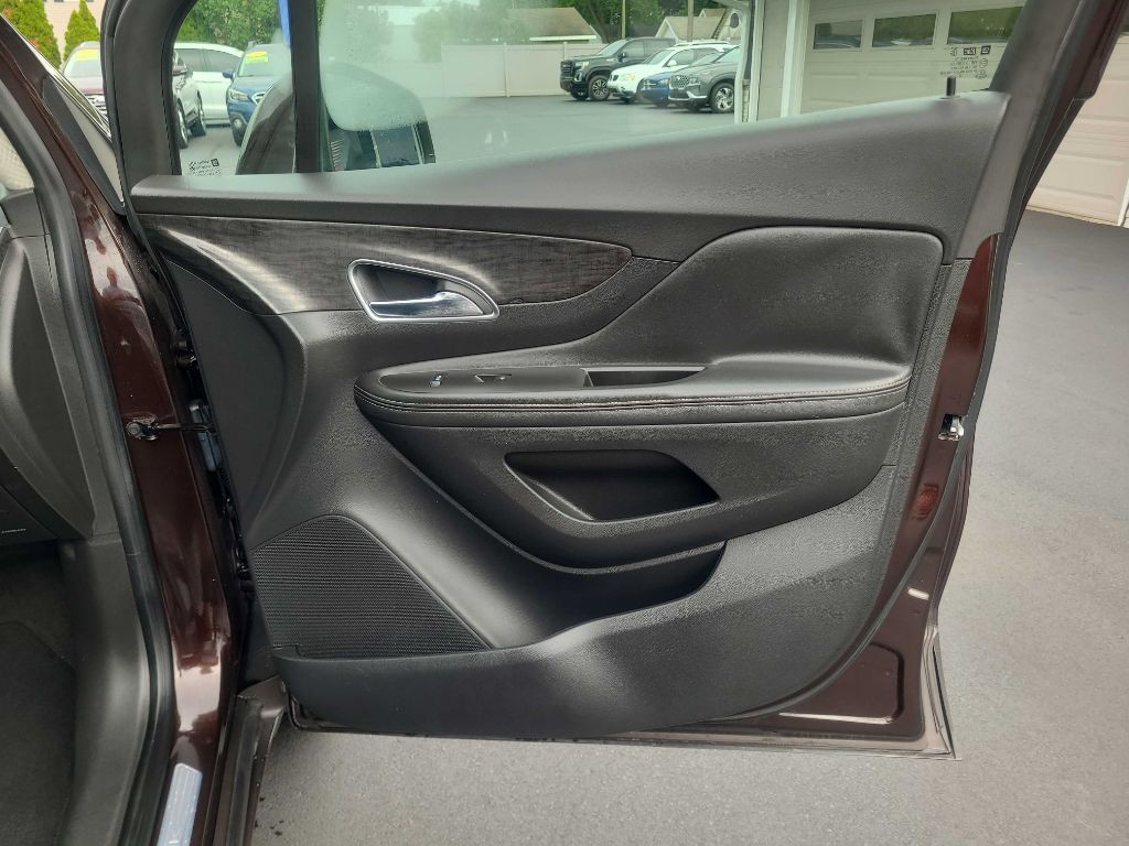 2016 Buick Enclave Image 31