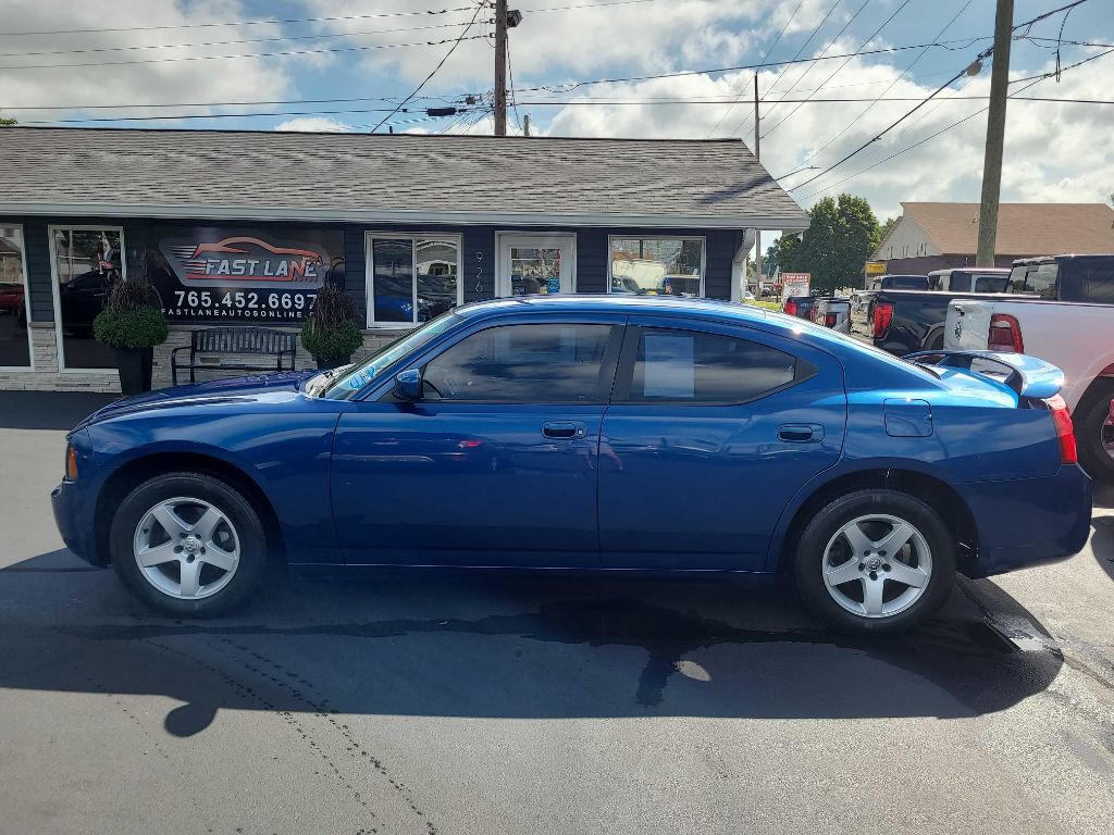 2010 Dodge Charger Image 2