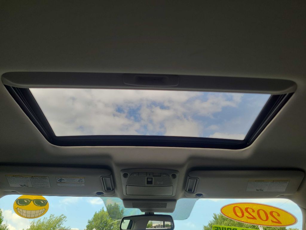 2020 Nissan Armada Image 18