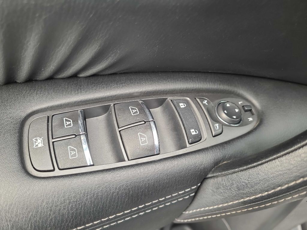 2020 Nissan Armada Image 35