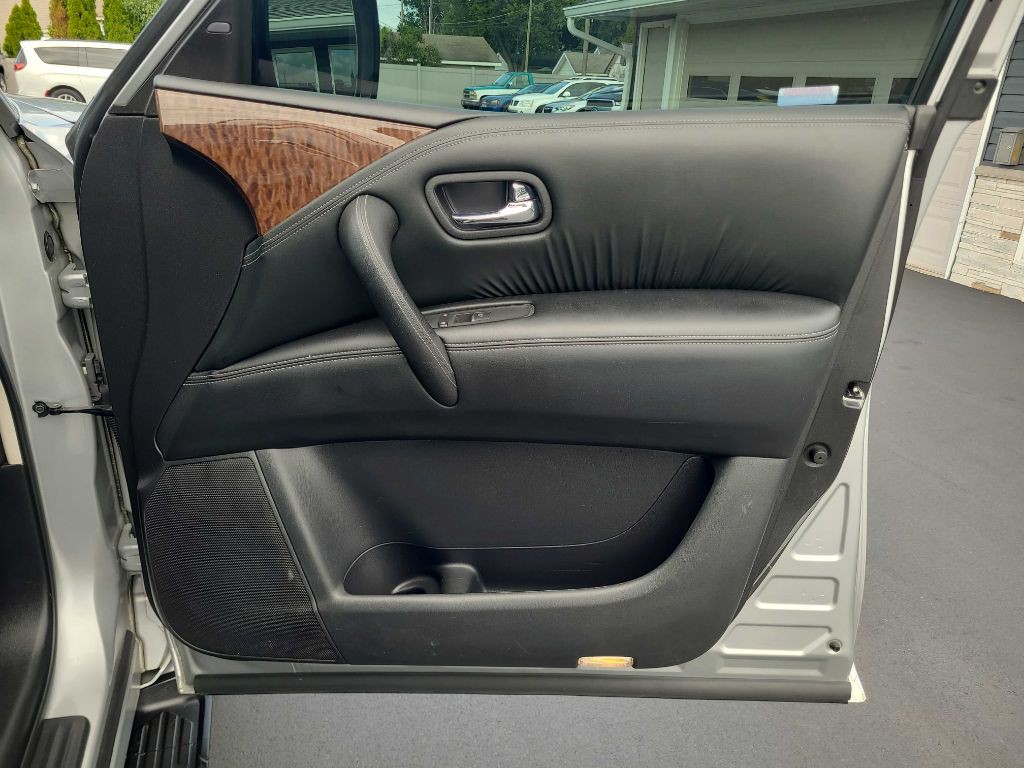 2020 Nissan Armada Image 38