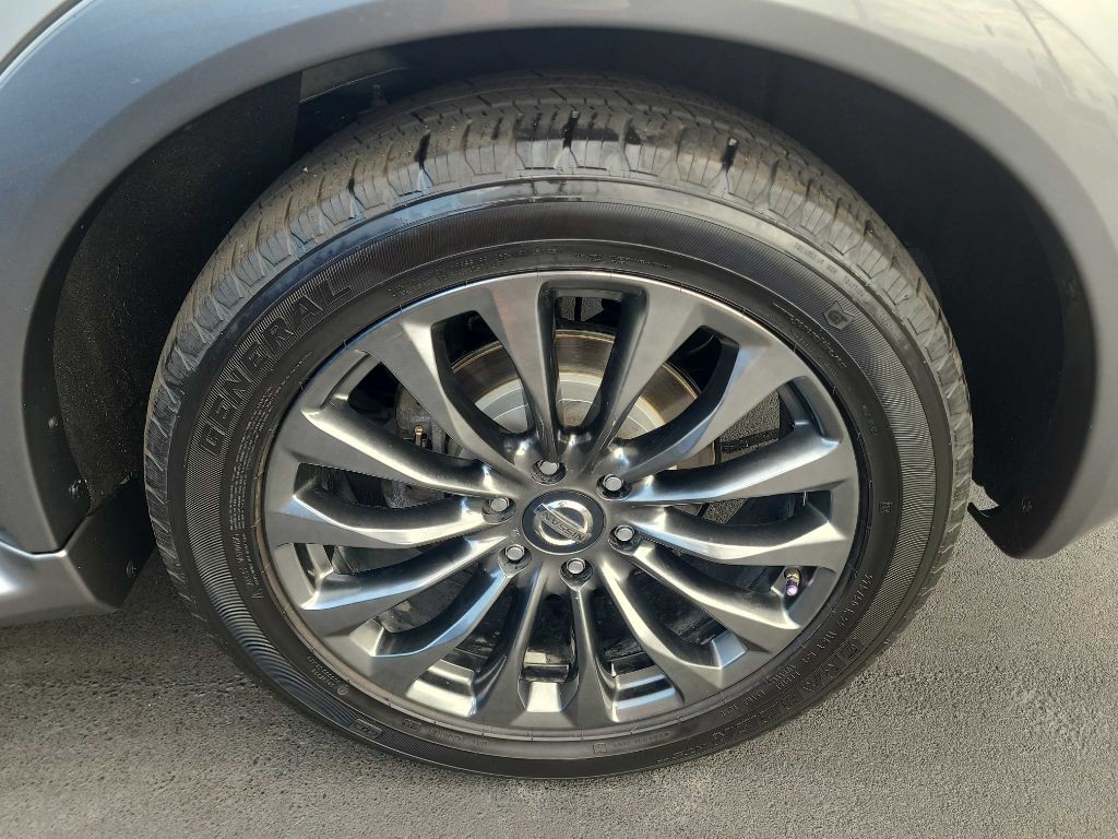 2020 Nissan Armada Image 41