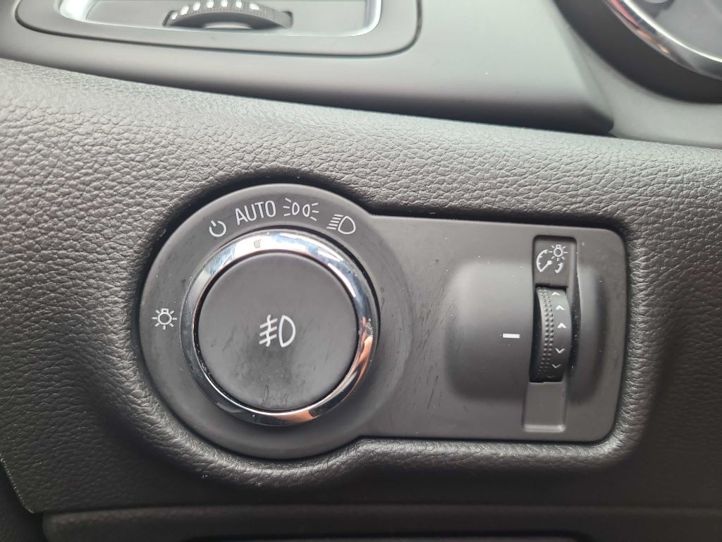 2016 Buick Cascada Image 26