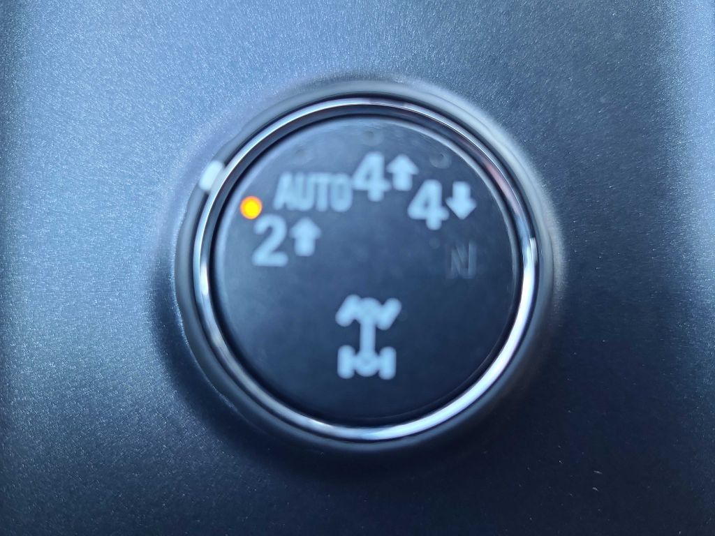 2018 Chevrolet Silverado 1500 Image 19