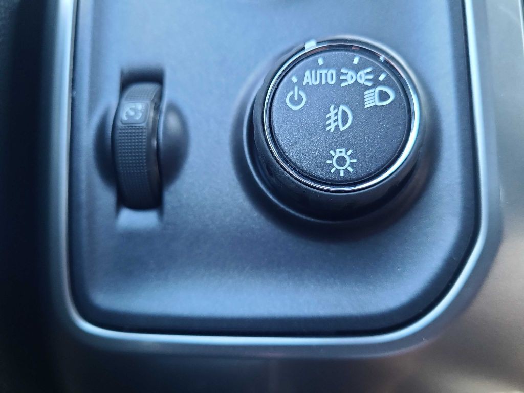 2018 Chevrolet Silverado 1500 Image 20