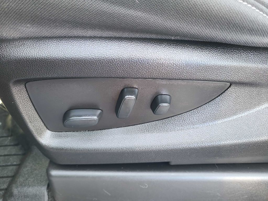 2018 Chevrolet Silverado 1500 Image 26