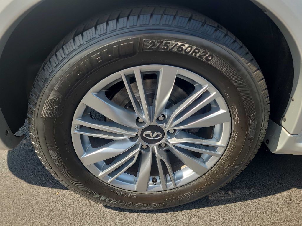 2019 INFINITI QX80 Image 45