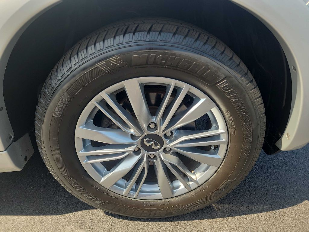 2019 INFINITI QX80 Image 46