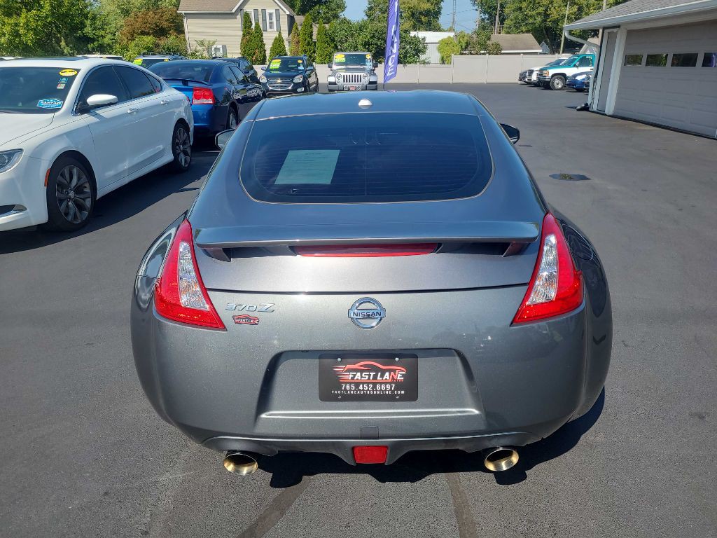 2014 Nissan 370Z Image 4