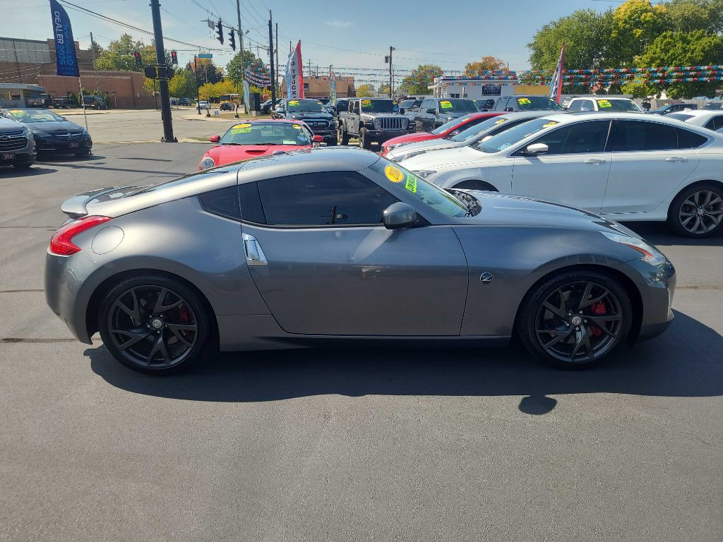 2014 Nissan 370Z Image 6