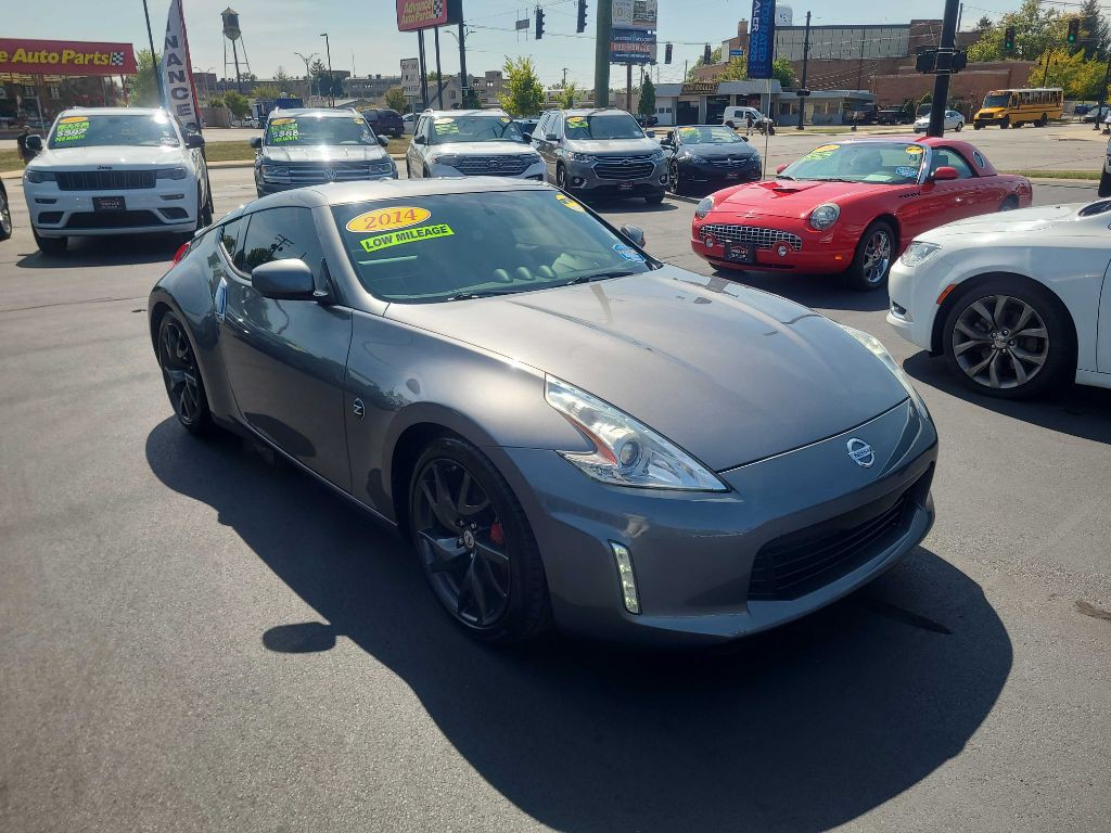 2014 Nissan 370Z Image 7