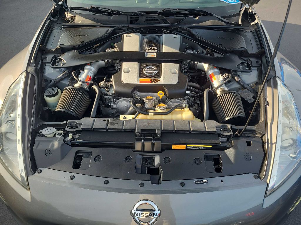 2014 Nissan 370Z Image 33