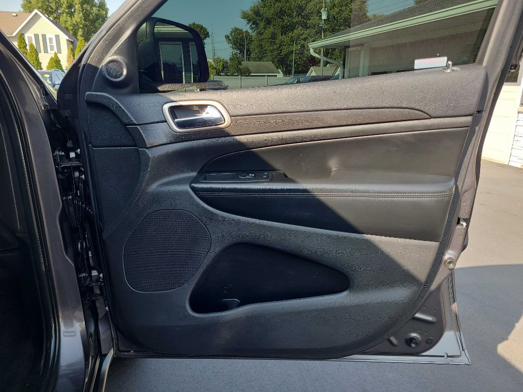 2015 Jeep Grand Cherokee Image 29