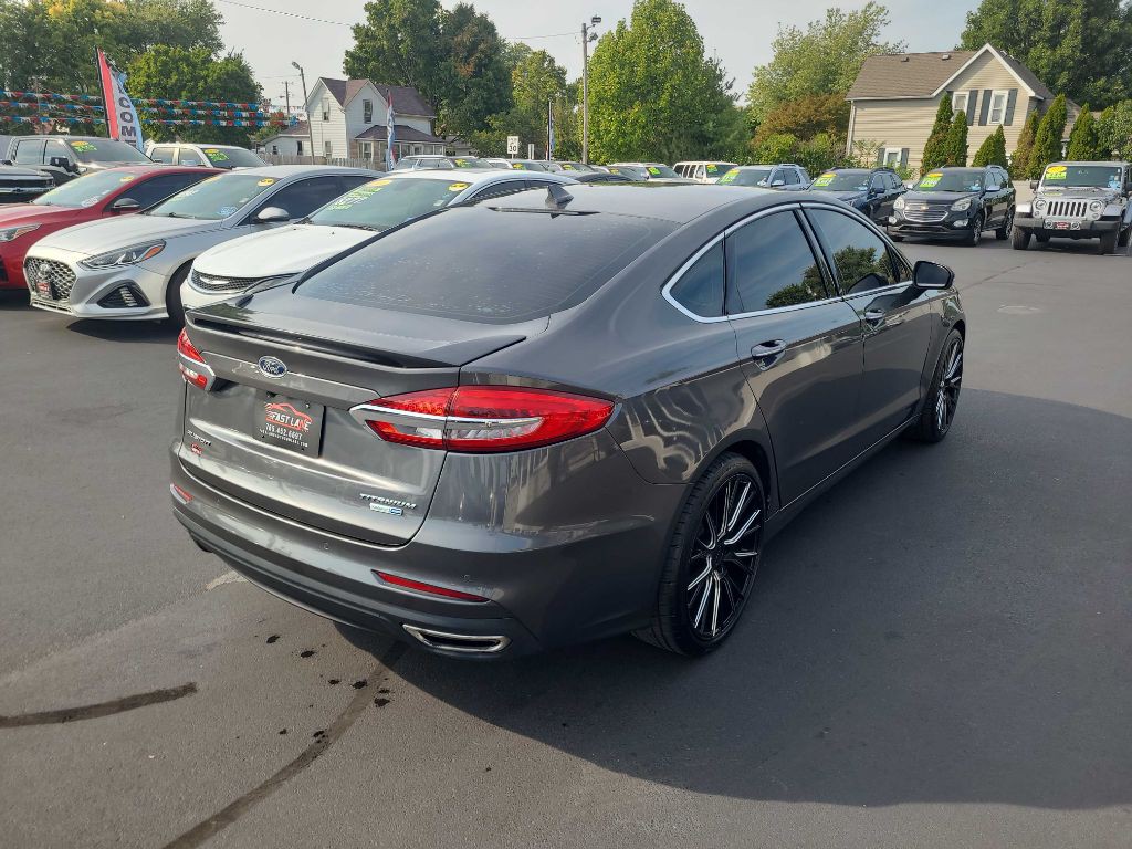 2020 Ford Fusion Image 5