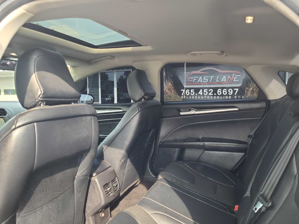 2020 Ford Fusion Image 9