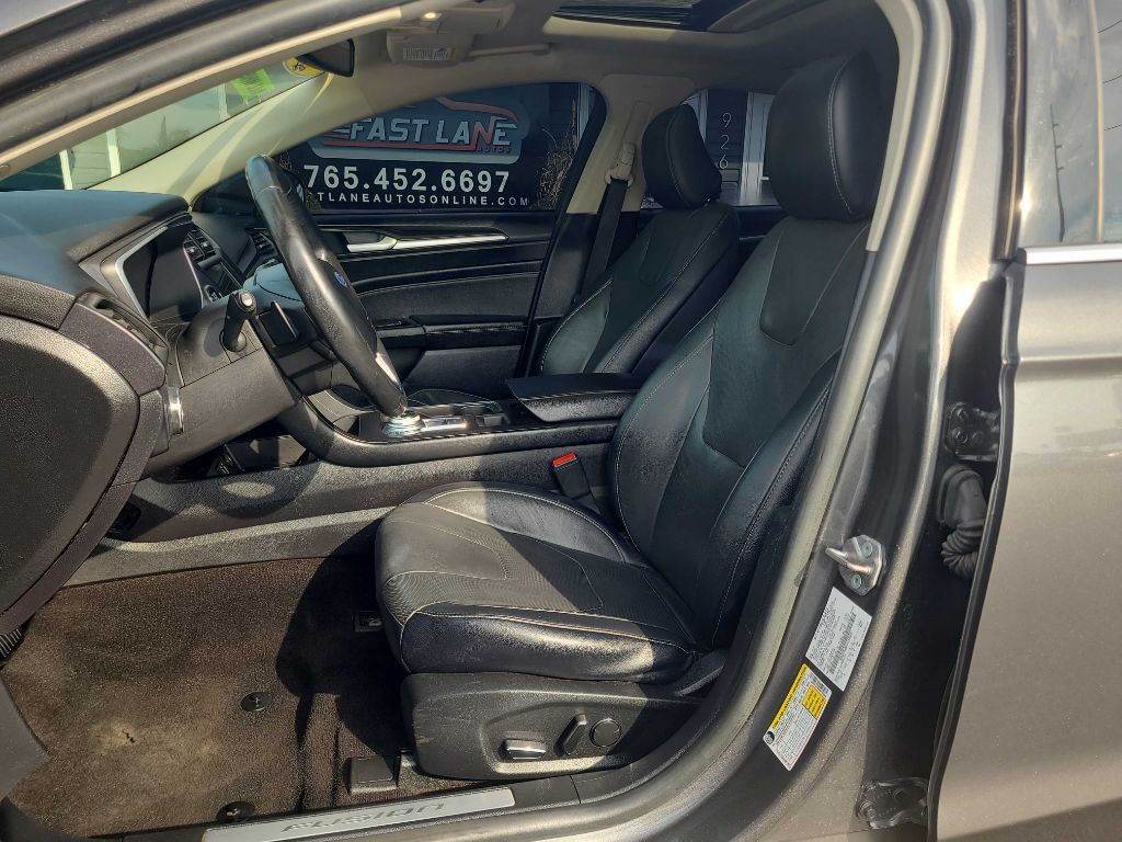2020 Ford Fusion Image 11