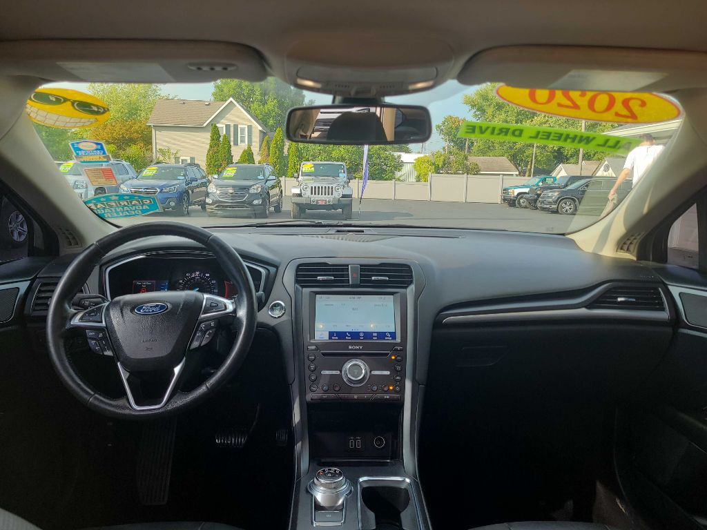 2020 Ford Fusion Image 17