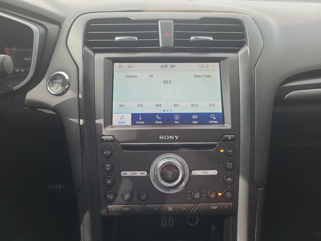 2020 Ford Fusion Image 24
