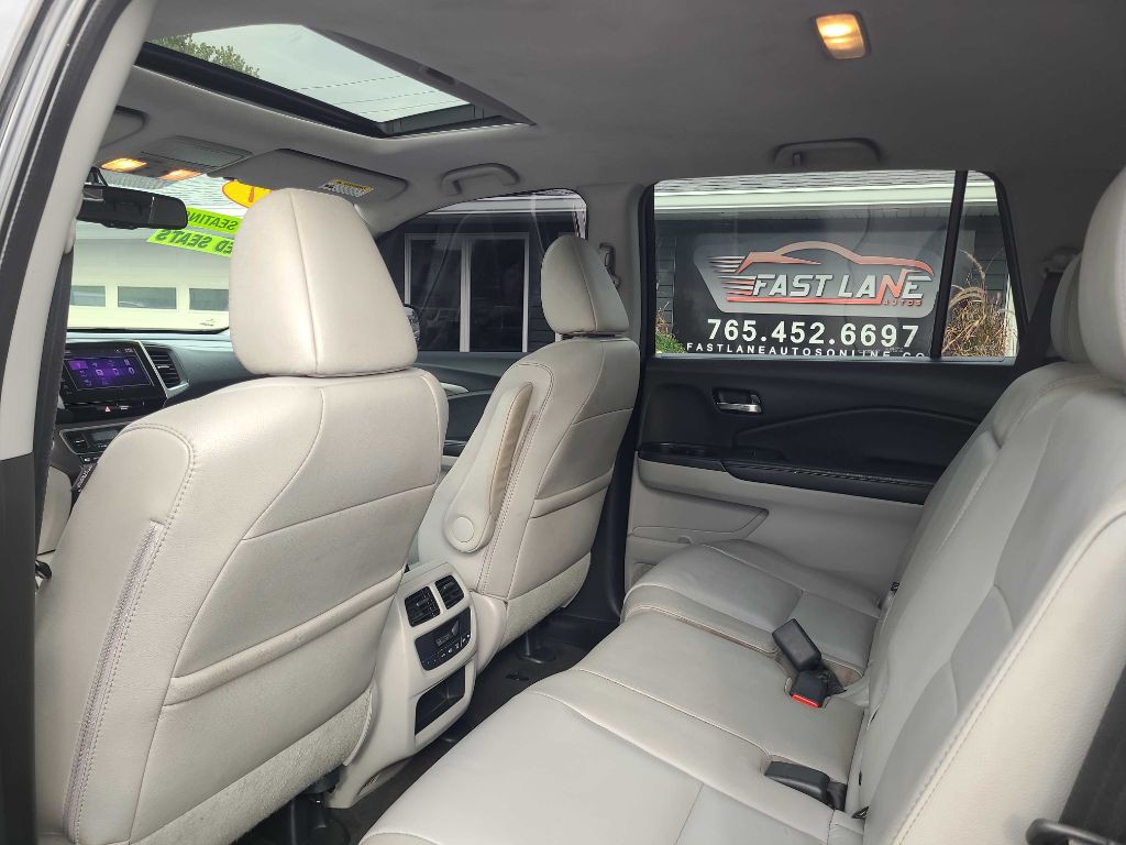 2017 Honda Pilot Image 9