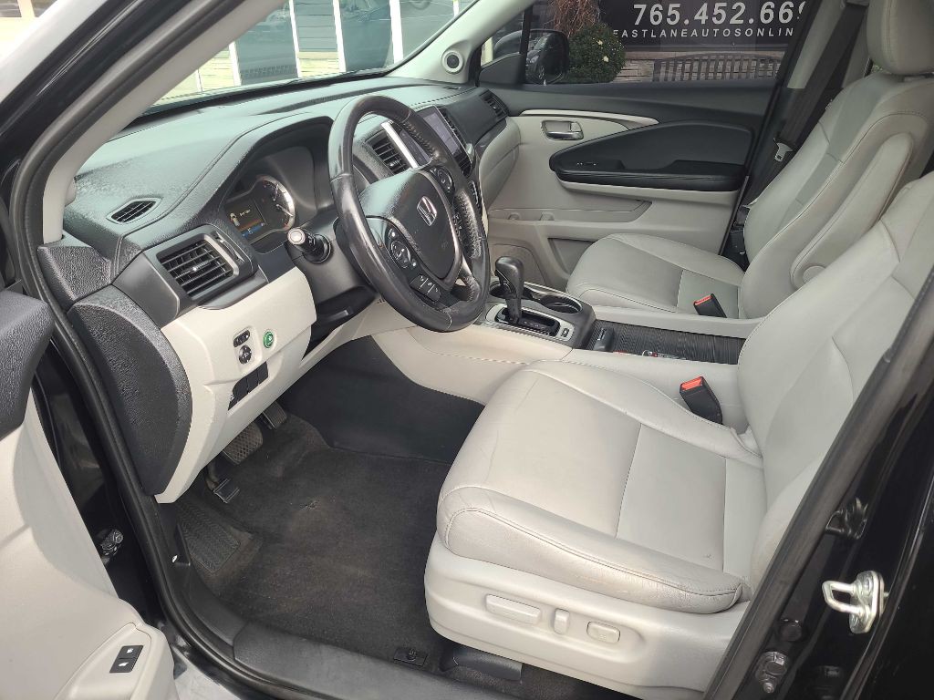 2017 Honda Pilot Image 10