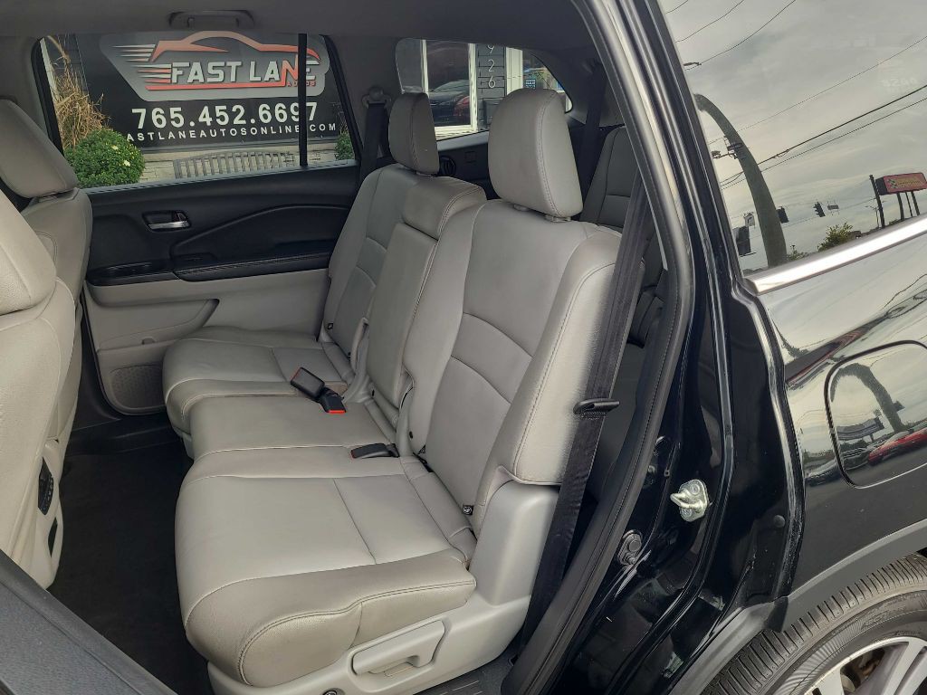 2017 Honda Pilot Image 13