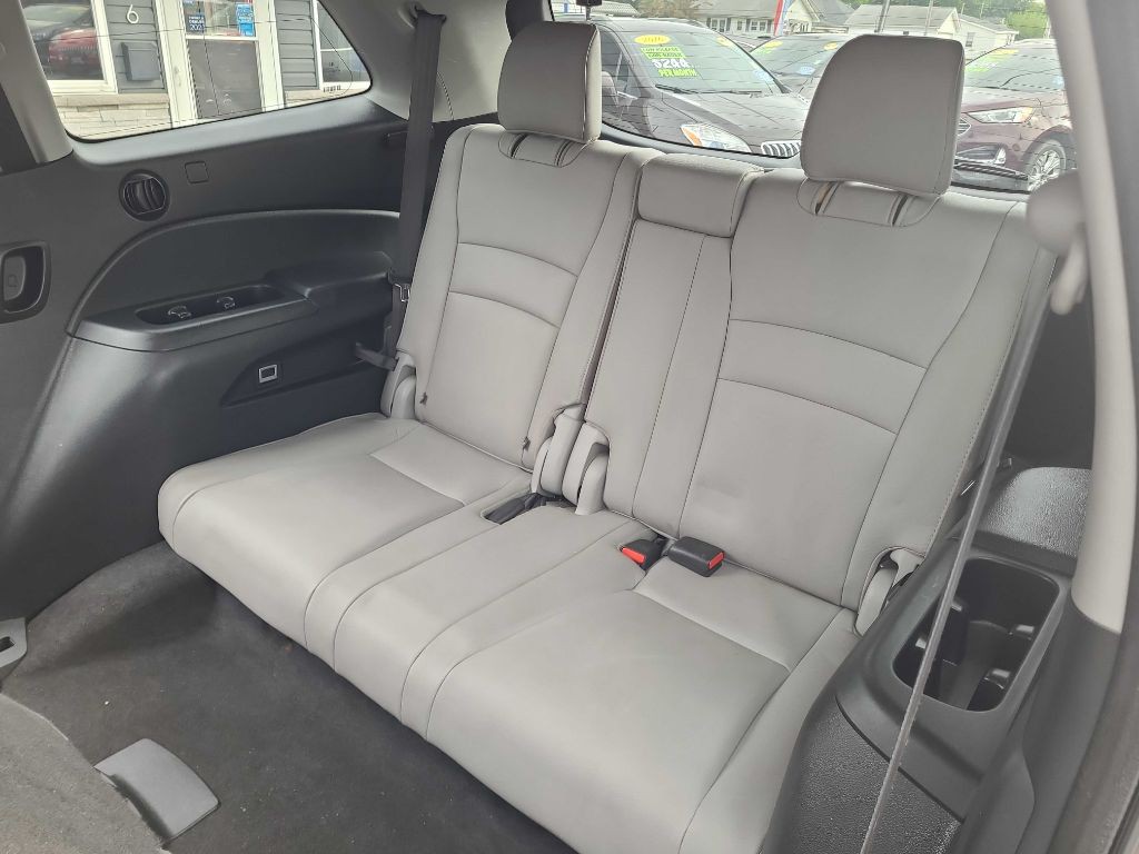 2017 Honda Pilot Image 15