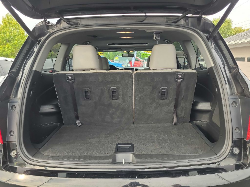 2017 Honda Pilot Image 16